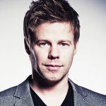 Ferry Corsten feat. Ellie Lawson - A Day Without Rain