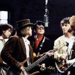 Traveling Wilburys - Handle With Care